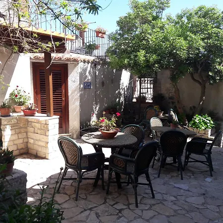Di Ulisse Bed & Breakfast Erice